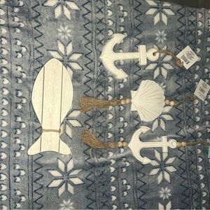 Coastal White Bath Accessory Set with Anchors and Shells